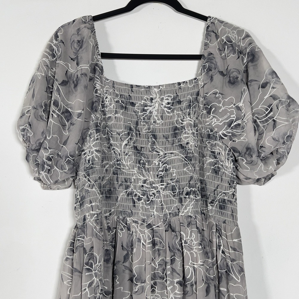 Baltic Born Embroidered Maxi Dress Sz 1XL Gray Puff Sleeve Square Neck Smocked - Picture 8 of 15